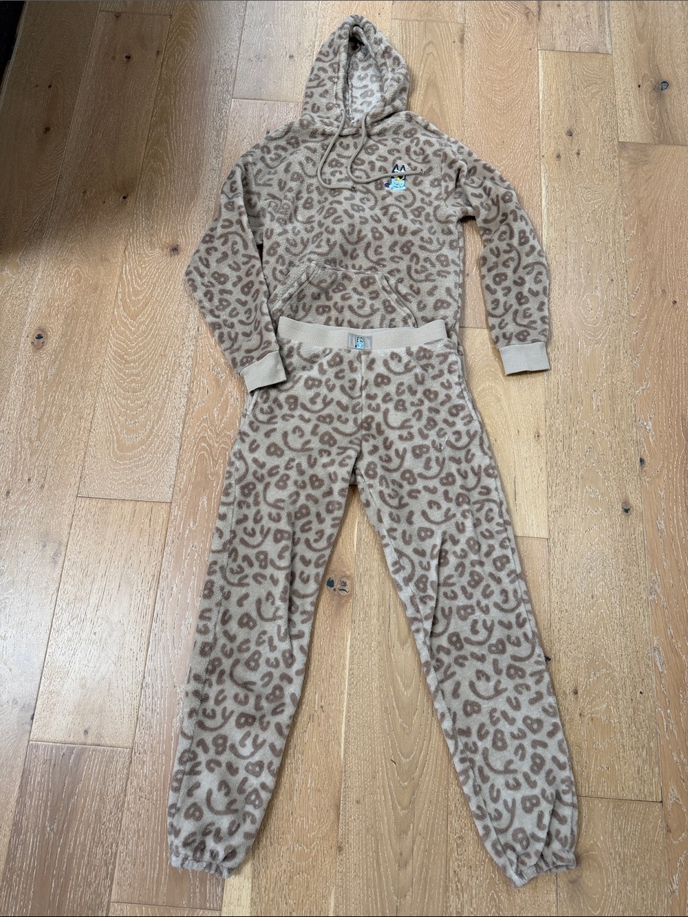 Cozy Bluey fleece set pants and hoodie extra small